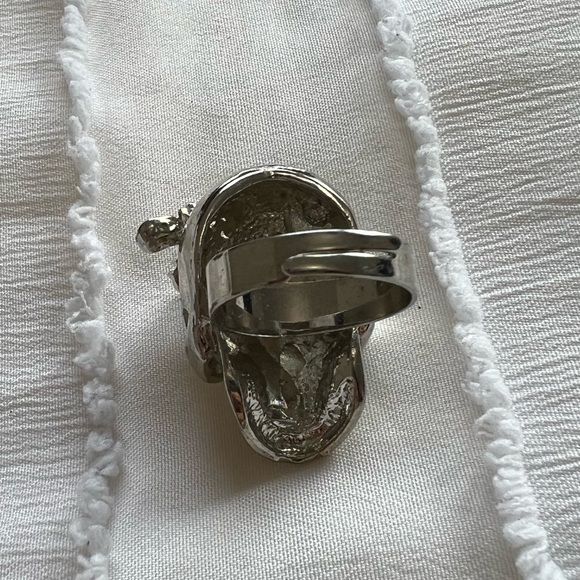 Large Chunky Silver Bumble Bee on Queen Skull Ring w/ Crystals (Adjustable) - Picture 5 of 5